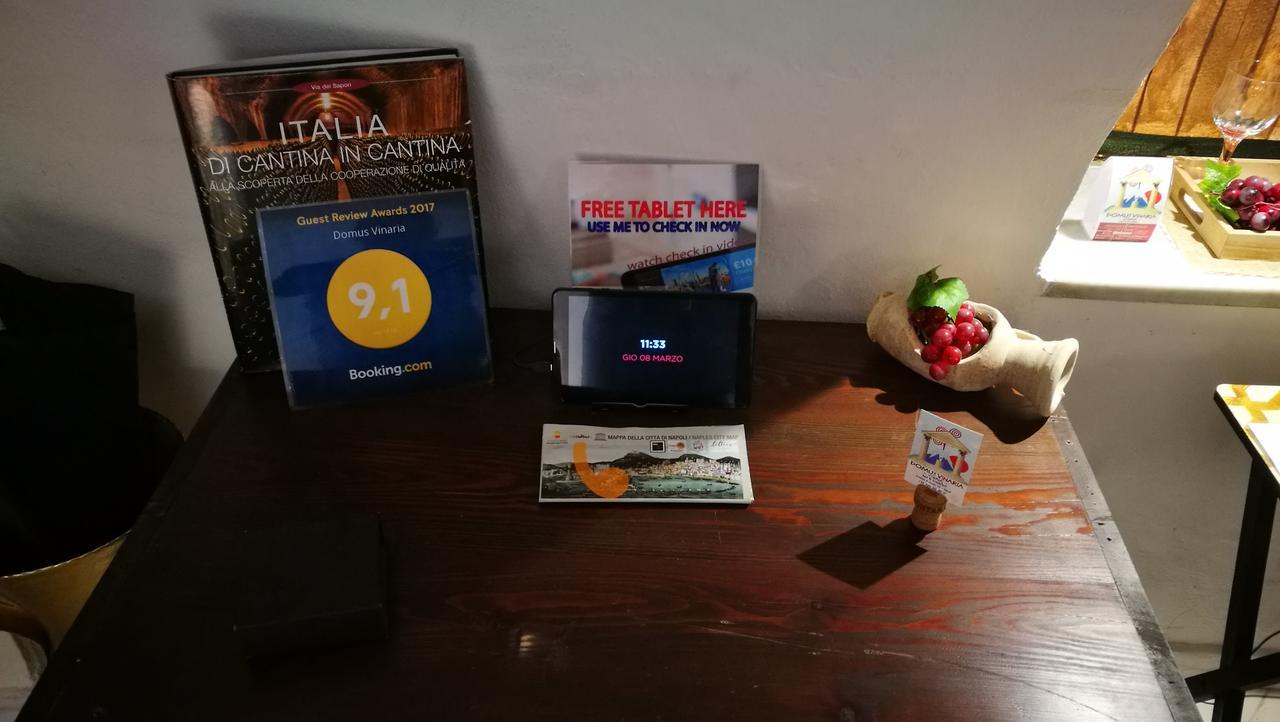 Domus Vinaria Bed and Breakfast Νάπολη Εξωτερικό φωτογραφία